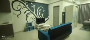 HB2-06- Netflix-LakeView-Wifi-Parking-Pool-Cyberjaya, 3034